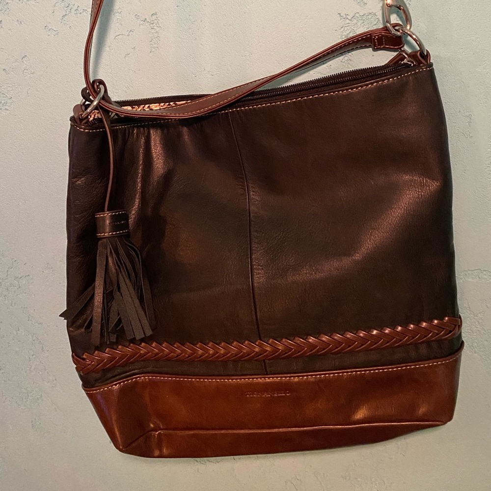 NEW Tignanello Crossbody Messenger Bag Gen Leather